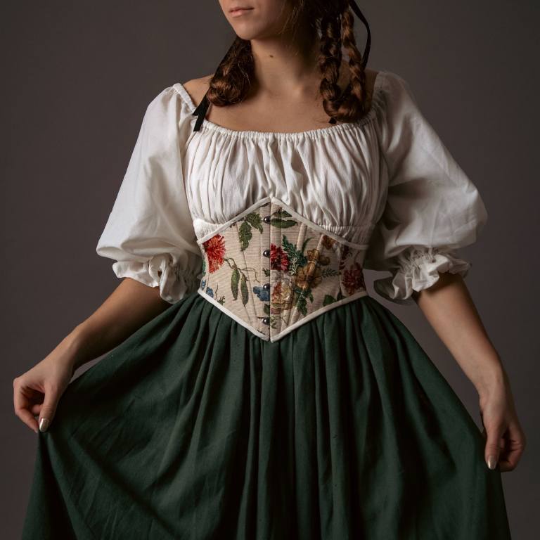 Corset belt with steel busk fastener in the front, Lacing in the Back